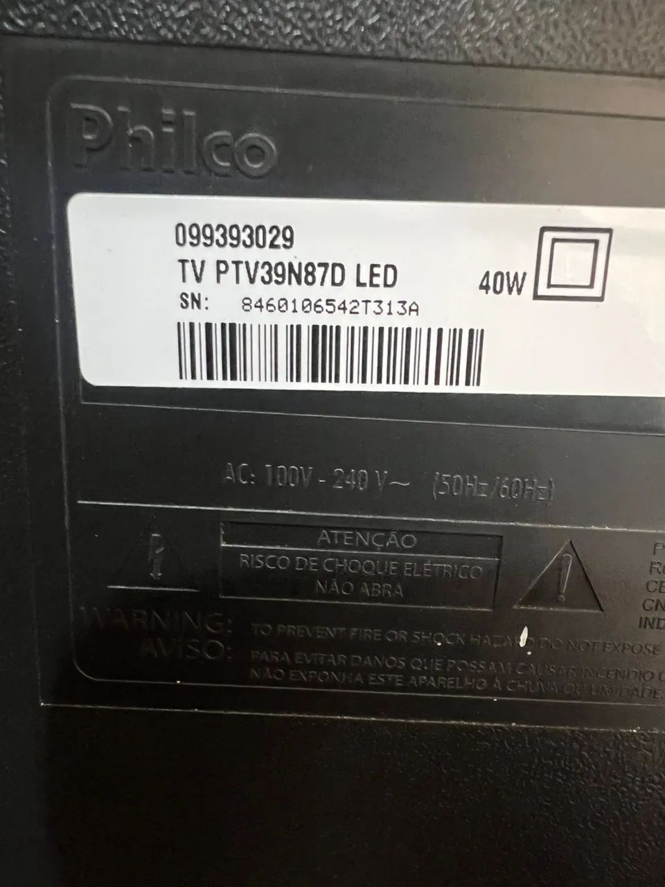 TV Philco 42 polegadas para retirar peças , a tela está quebrada 