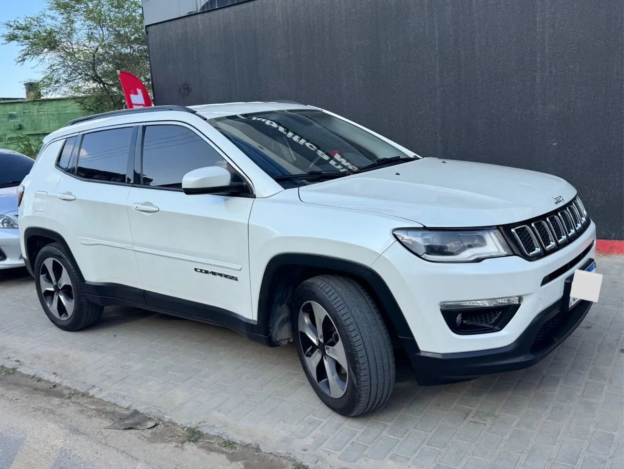 Jeep Compass COMPASS LONGITUDE 2.0 4x2 Flex 16V Aut. 2018