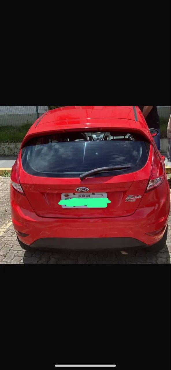 Alugo carro 