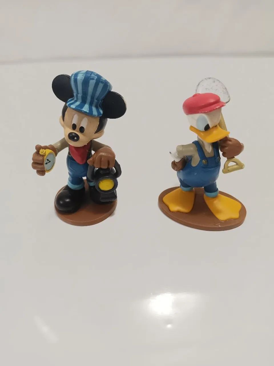 Bonecos miniaturas Disney 