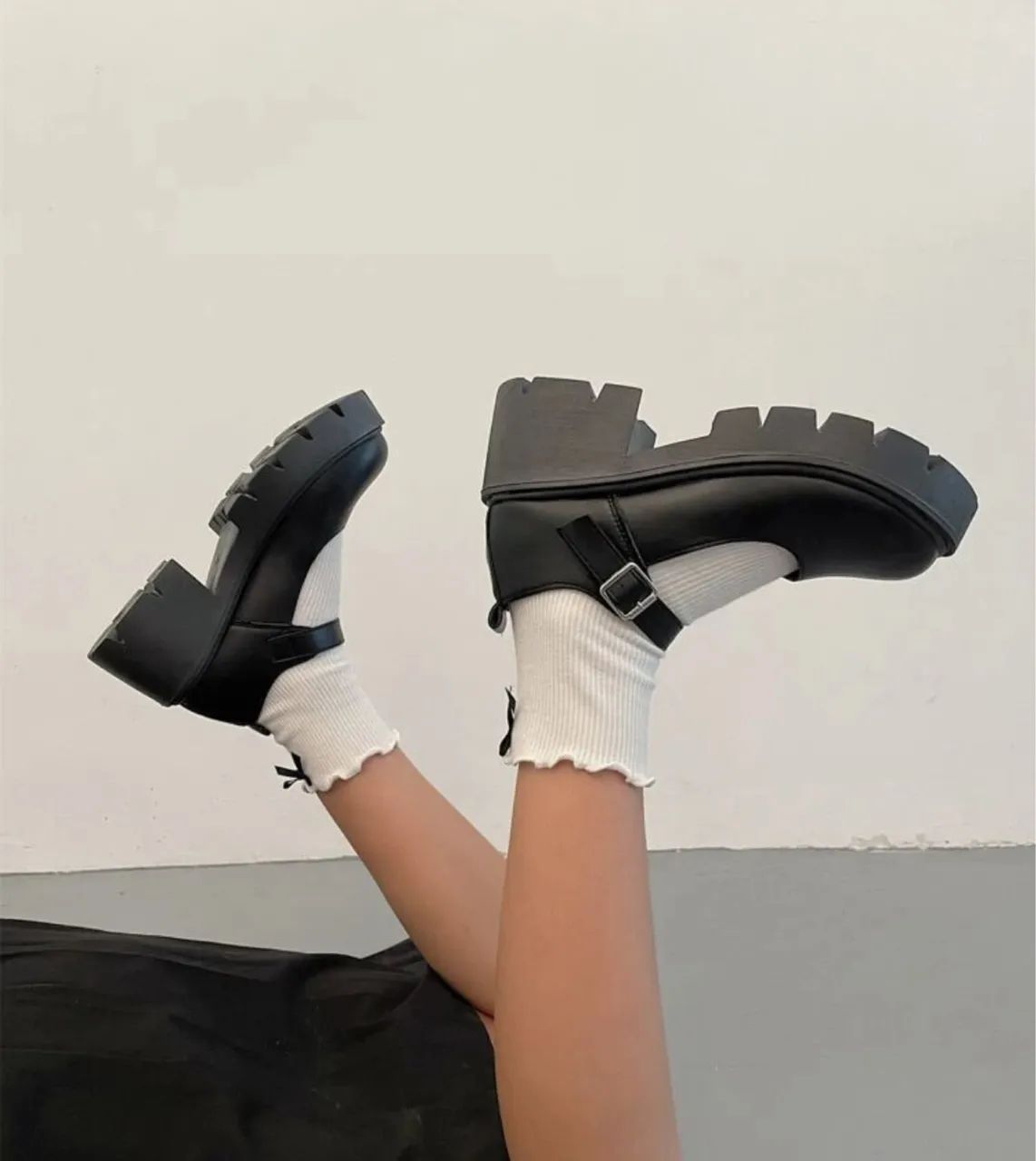 Sapato Feminino Estilo Coreano Cute com Fivela - Foto 4