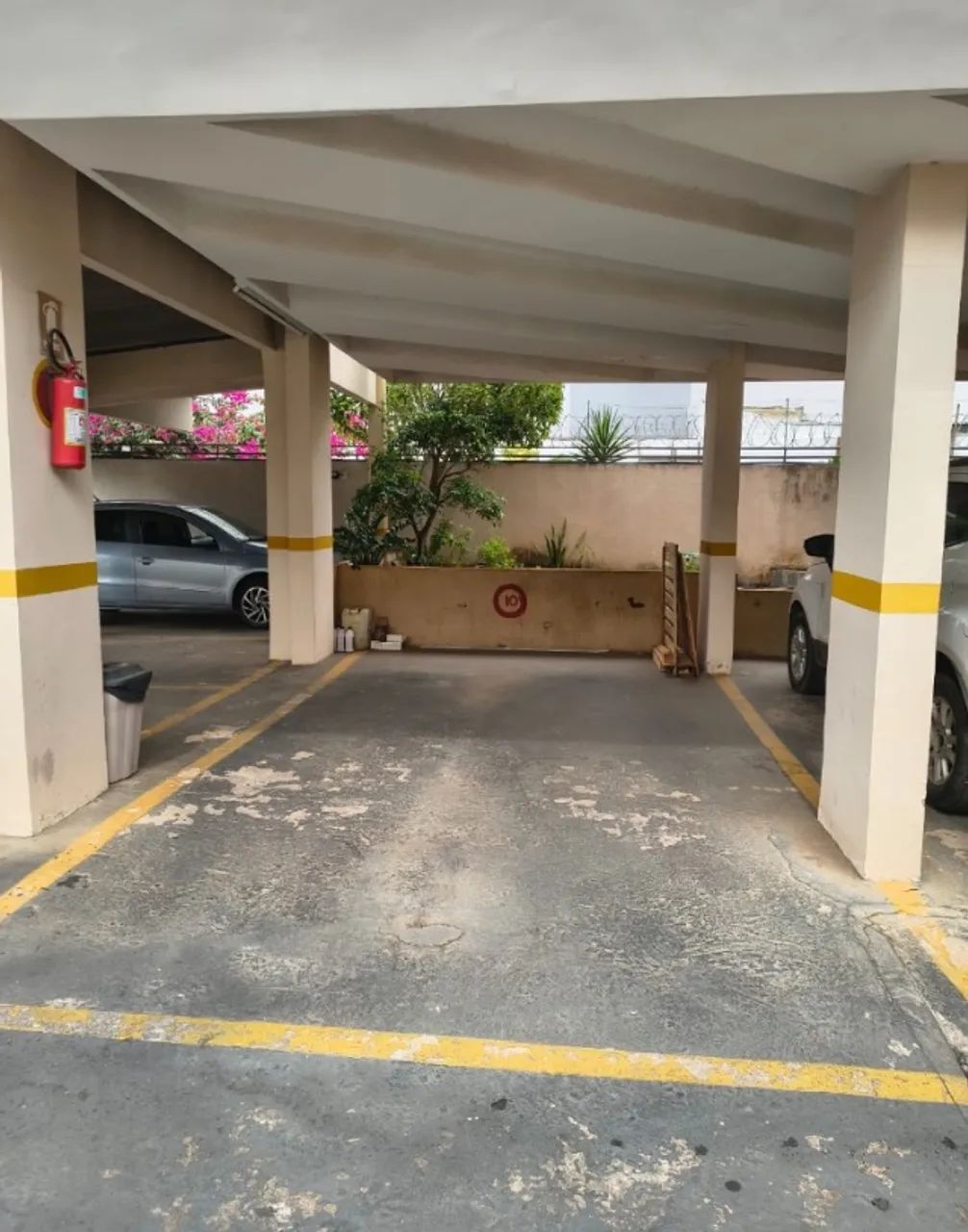 Vende-se Apartamento 2 Quartos - Setor Oeste - Contato: * - Foto 3