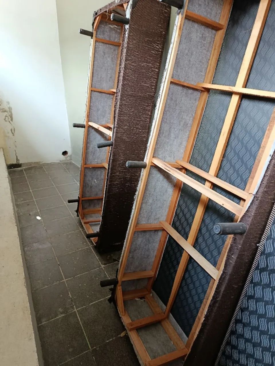 Cama box king + Sofá retrátil 2,00 x 1,20 - Foto 3