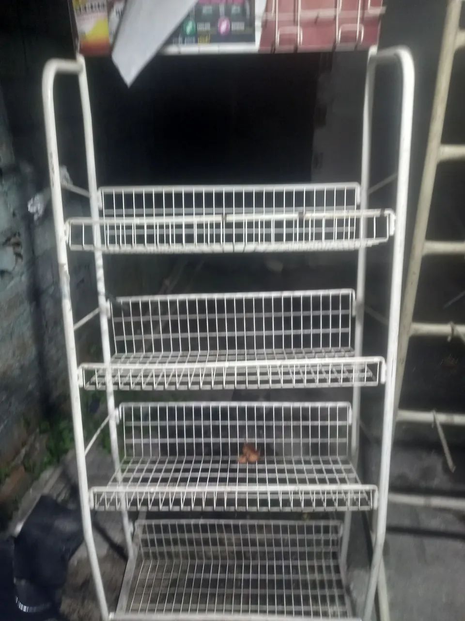 Armarinho pra colocar pipoca e porta celular  - Foto 2