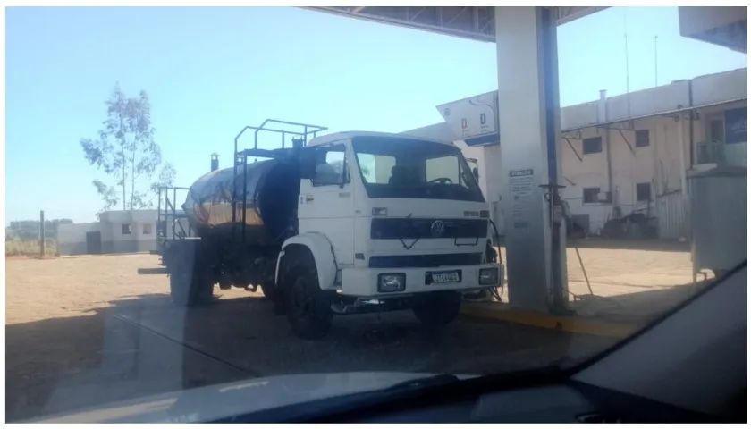  LOCAÇÃO CAMINHÃO ESPARGIDOR 