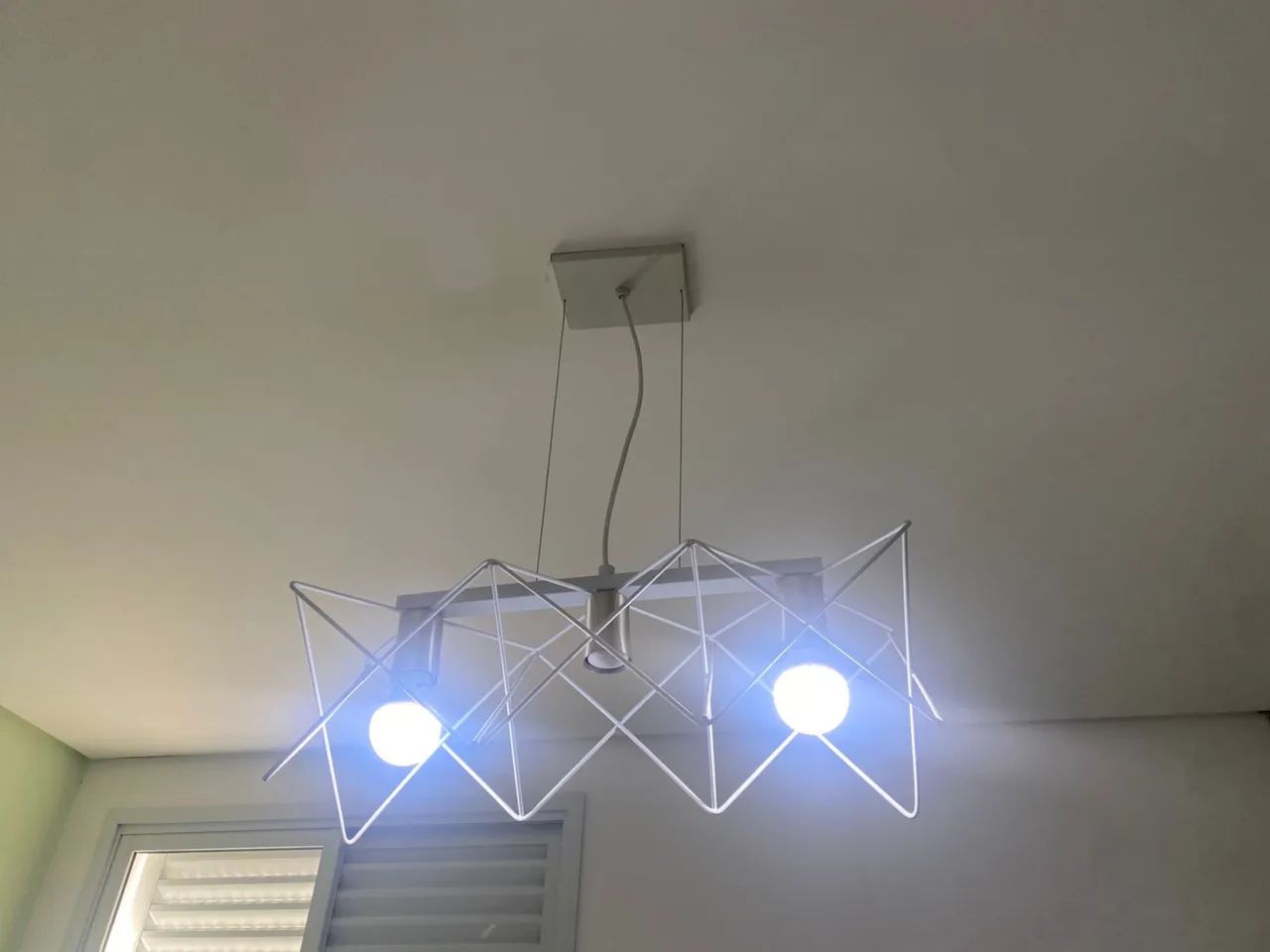 Luminária tripla 