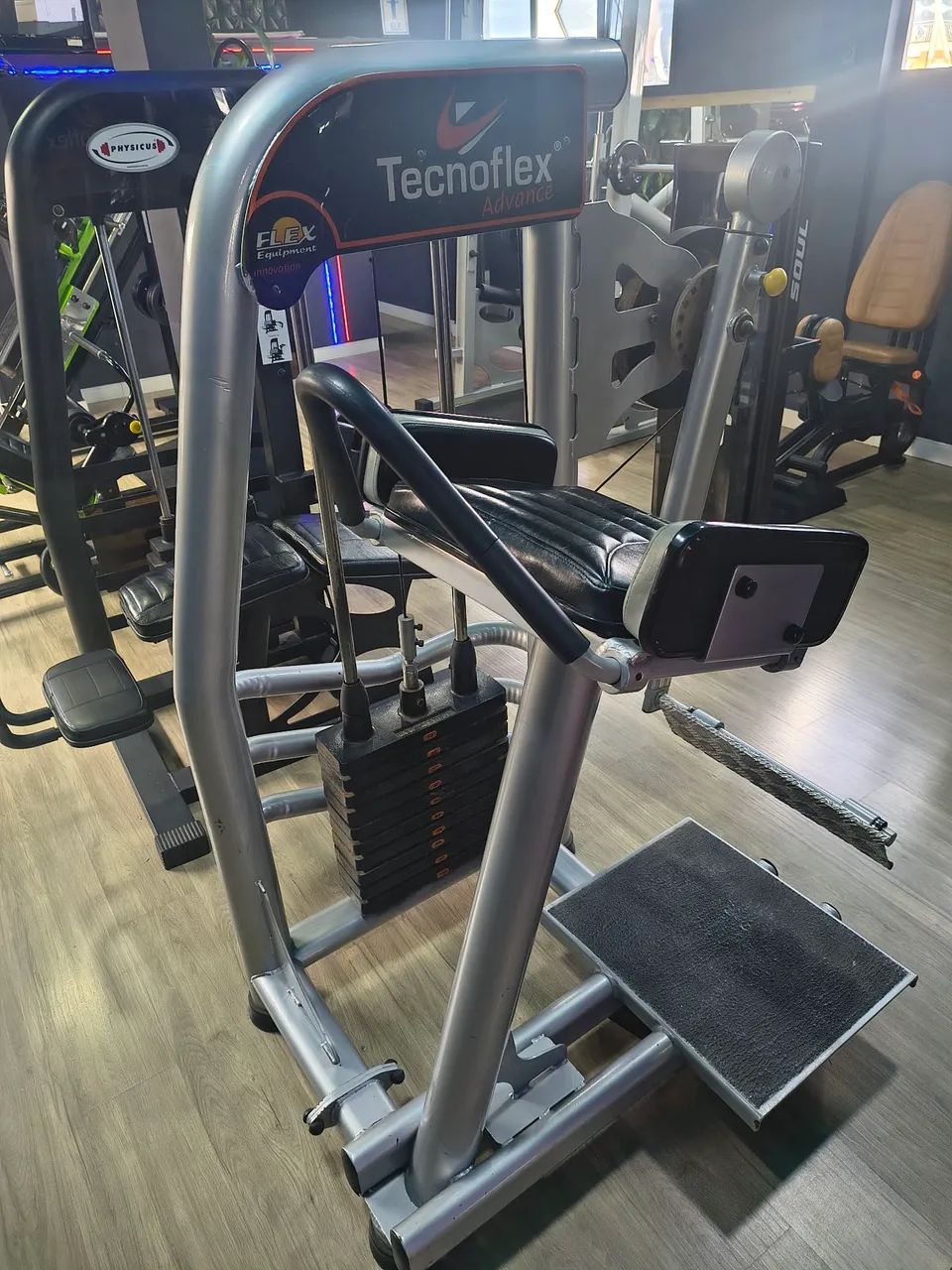 Glúteo Máquina  - Foto 2