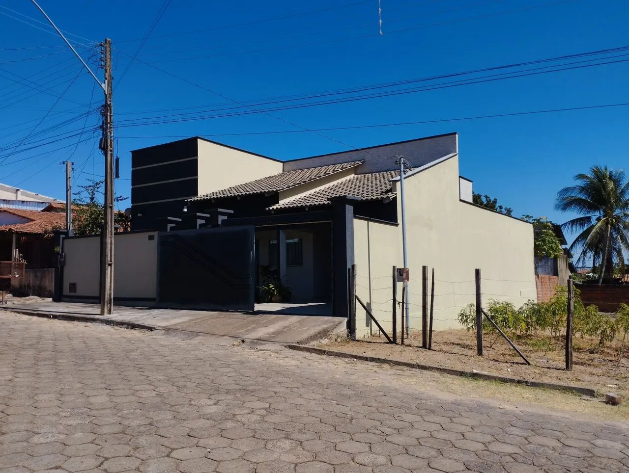 VENDO CASA RESIDENCIAL NO SETOR NOVA CIDADE EM DIANÓPOLIS  - Foto 2
