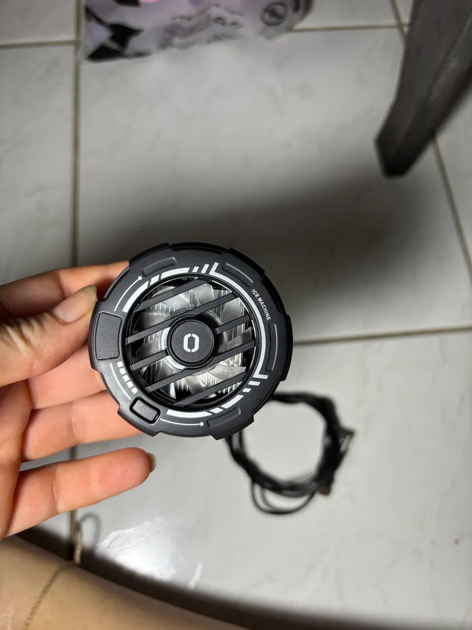 Cooler gamer para celular (MAGSAFE) - Foto 4