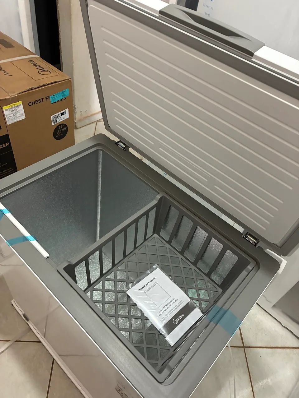 Freezer Midea 198 litros na caixa Bivolt inverter - Geladeiras e