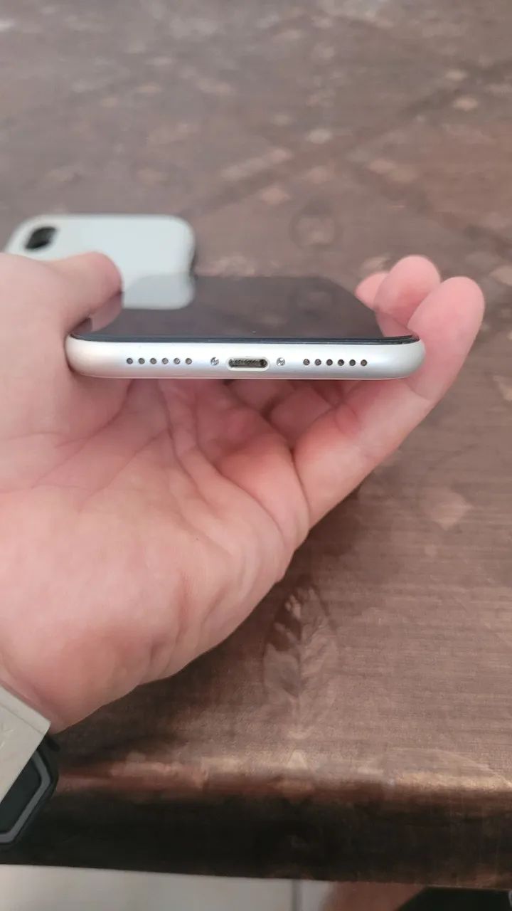 IPHONE XR - Foto 4