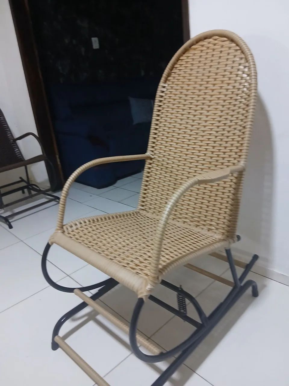 Vendo cadeiras novas de fibra  - Foto 2
