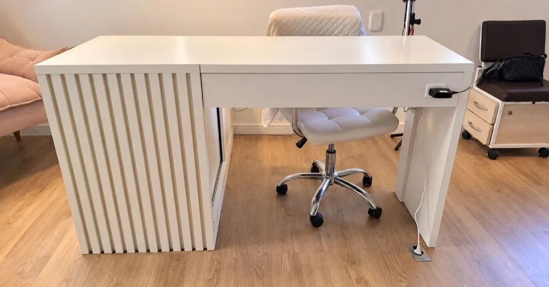 Mesa de Manicure