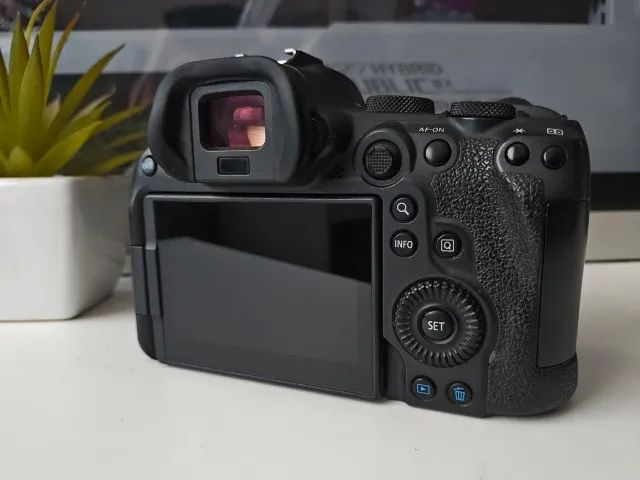 Canon R6 - Foto 3