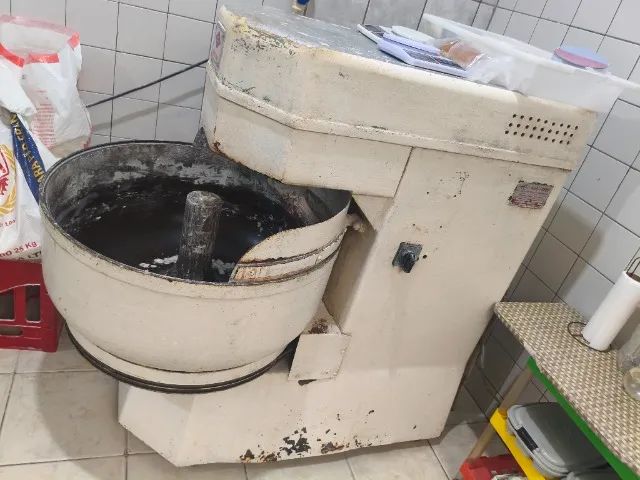 Equipamentos padaria ... Máquinas para fabricar pães 