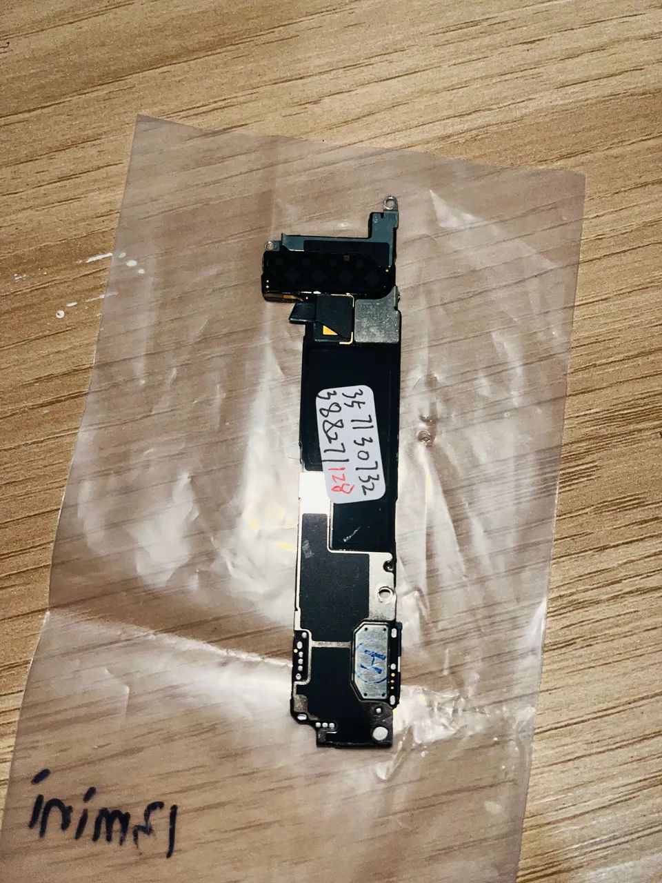 placa do iPhone 13 mini 