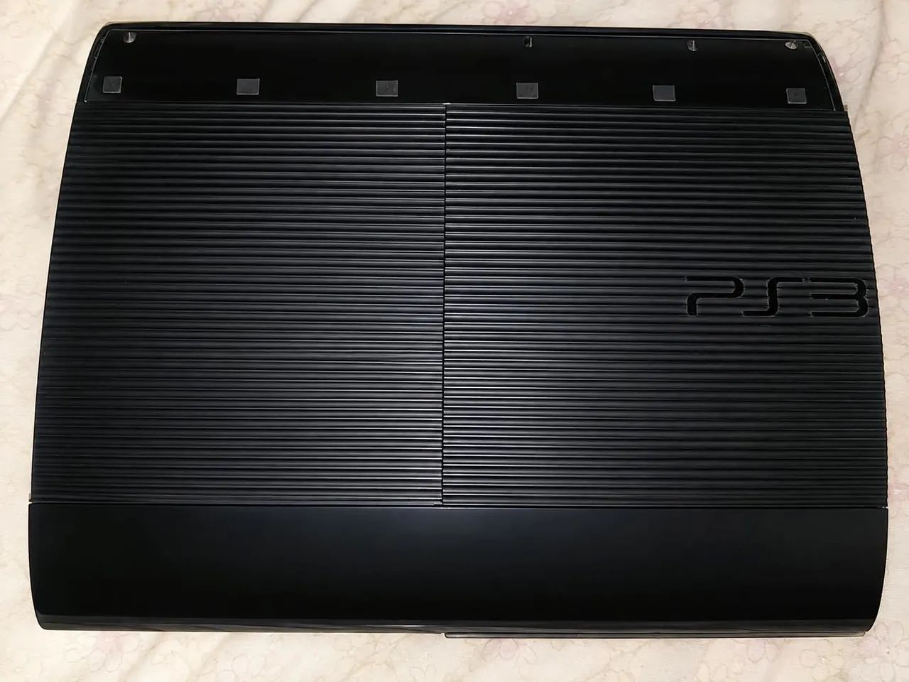 PS3 desbloqueado com 3 controles. - Foto 2