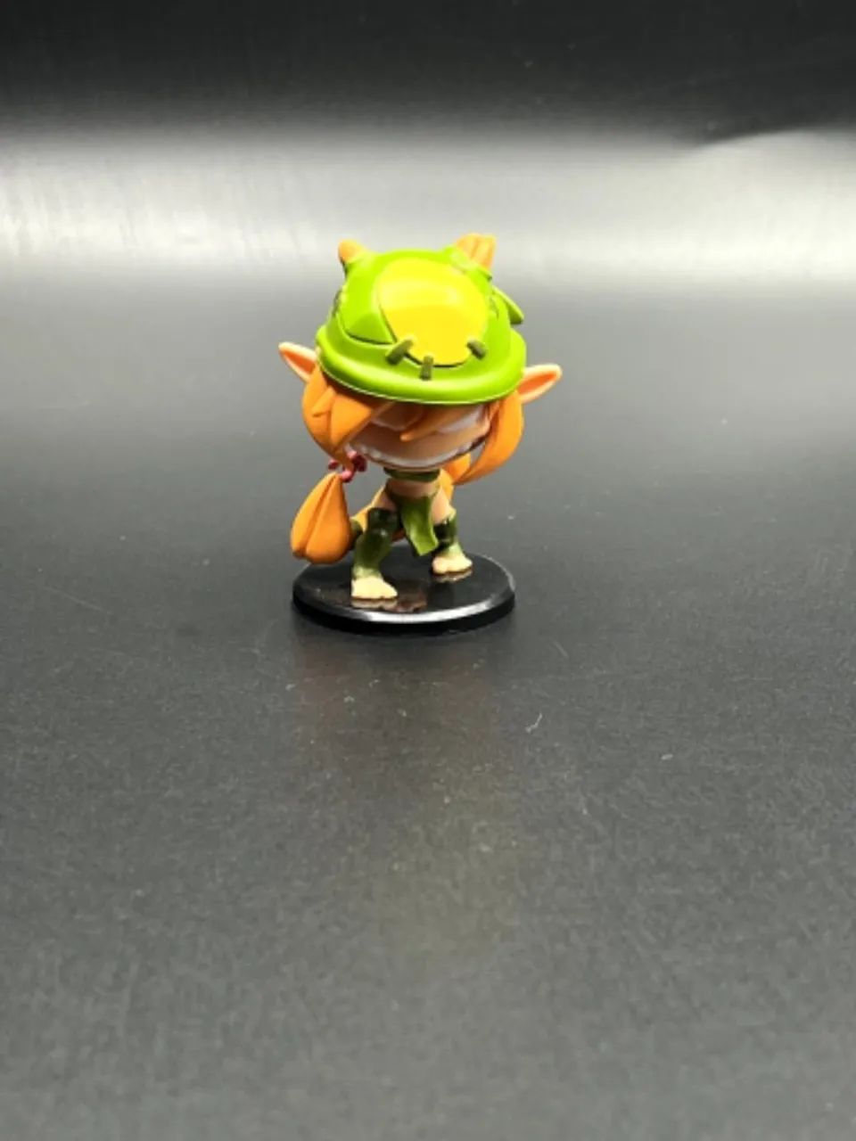 BONECO MINIATURA ANNA TOMMY KROSMASTER