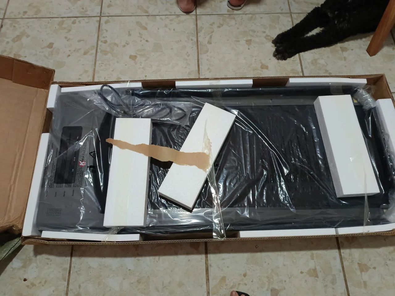 Esteira ergométrica nova compacto para casa e escritório  - Foto 4