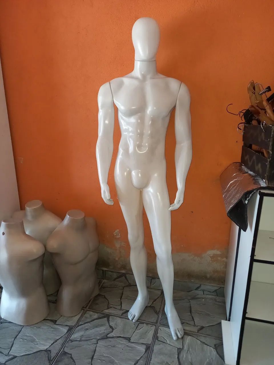 Manequim de loja masculino  - Foto 3