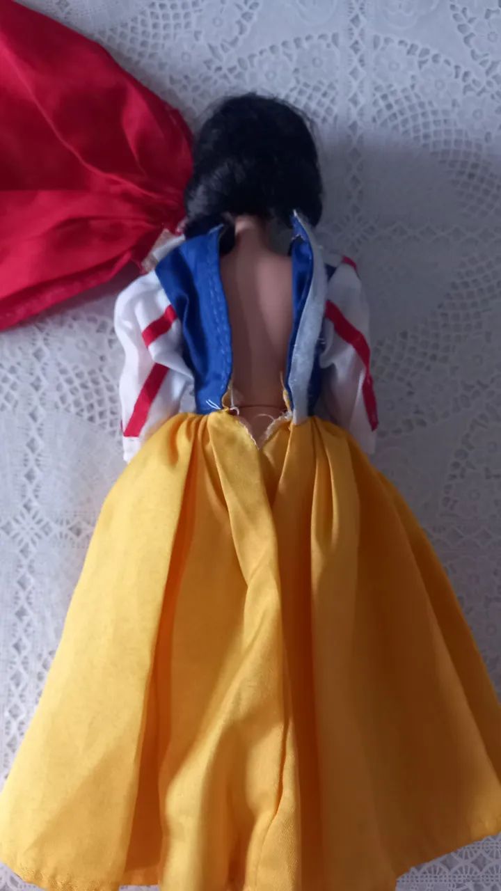 Boneca Branca de Neve - Foto 4