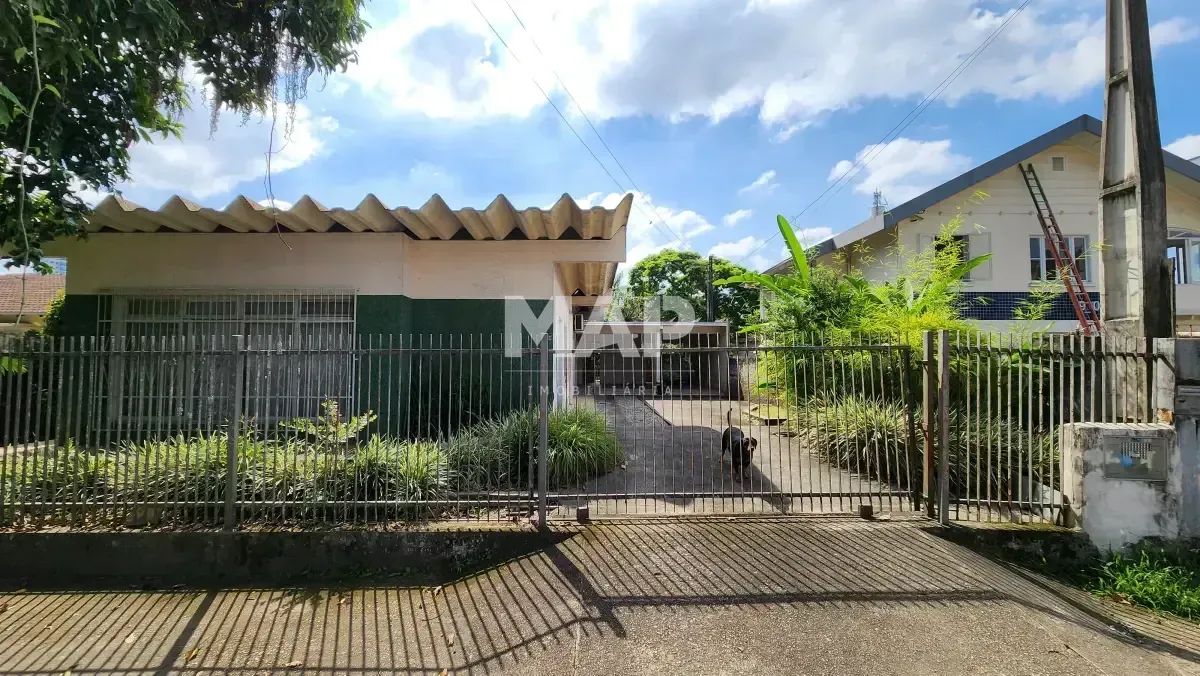 CASA NO CENTRO DE JOINVILLE