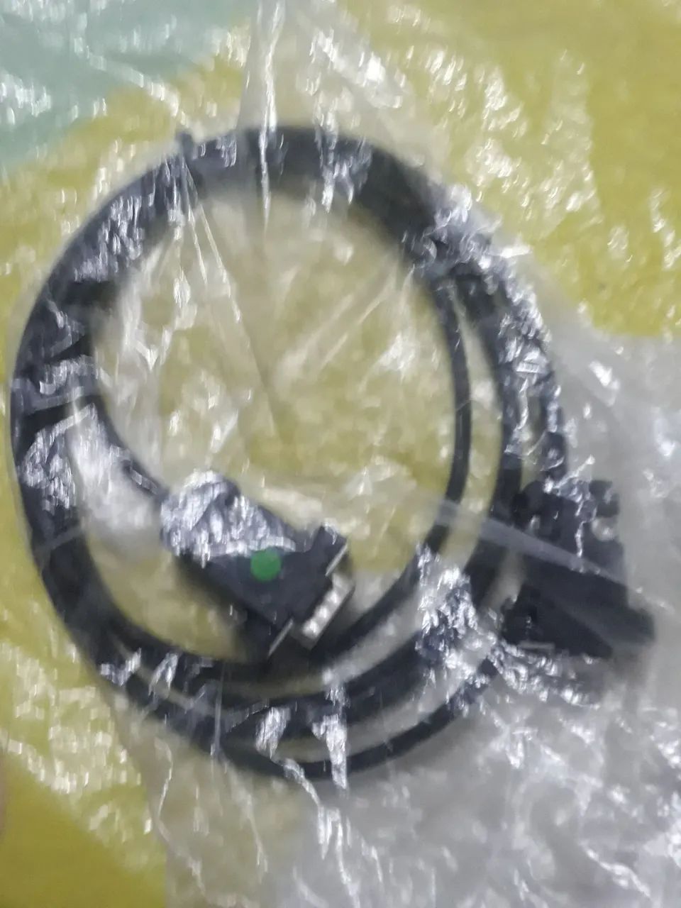 Cabo serial RS-232 DB9<br>R$ 39,90