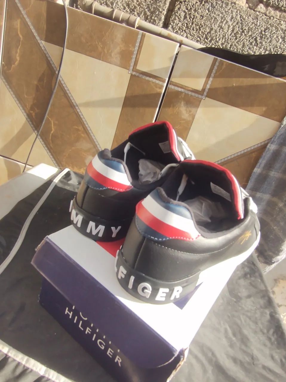 Tênis da Tommy - Foto 3