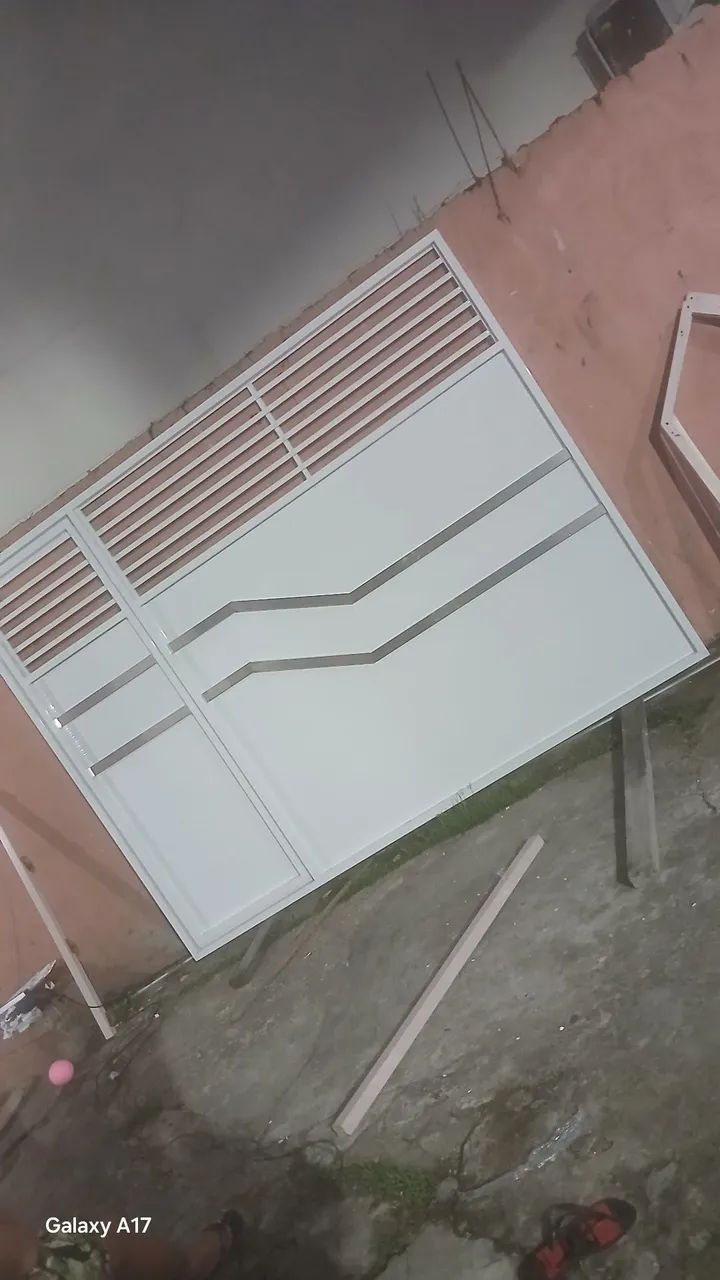 Fabricação de portões  - Foto 2
