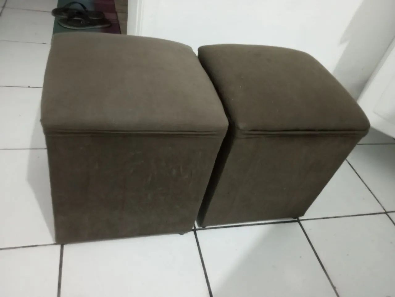Pra vender logo dois puffs 70 reais