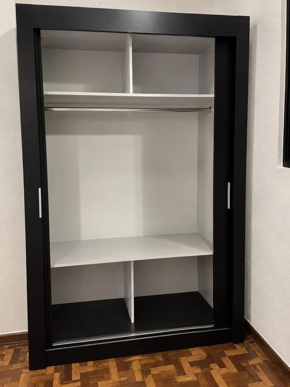 Guarda roupas - Foto 2