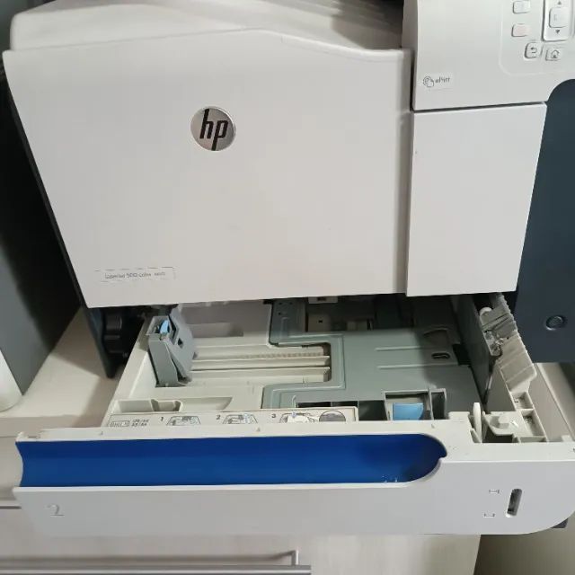 Impressora a laser HP M551 - Foto 2