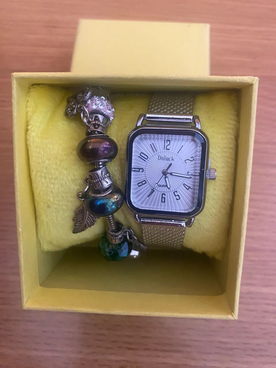 Relogio feminino 