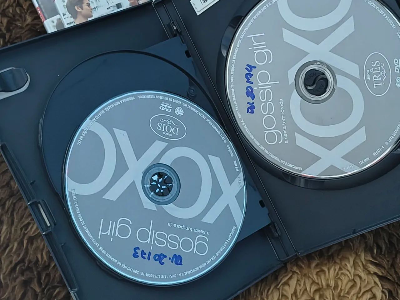 Gossip Girl 1 a 6 temporada - DVD, Blu-Ray e Vídeo Cassete - Santa