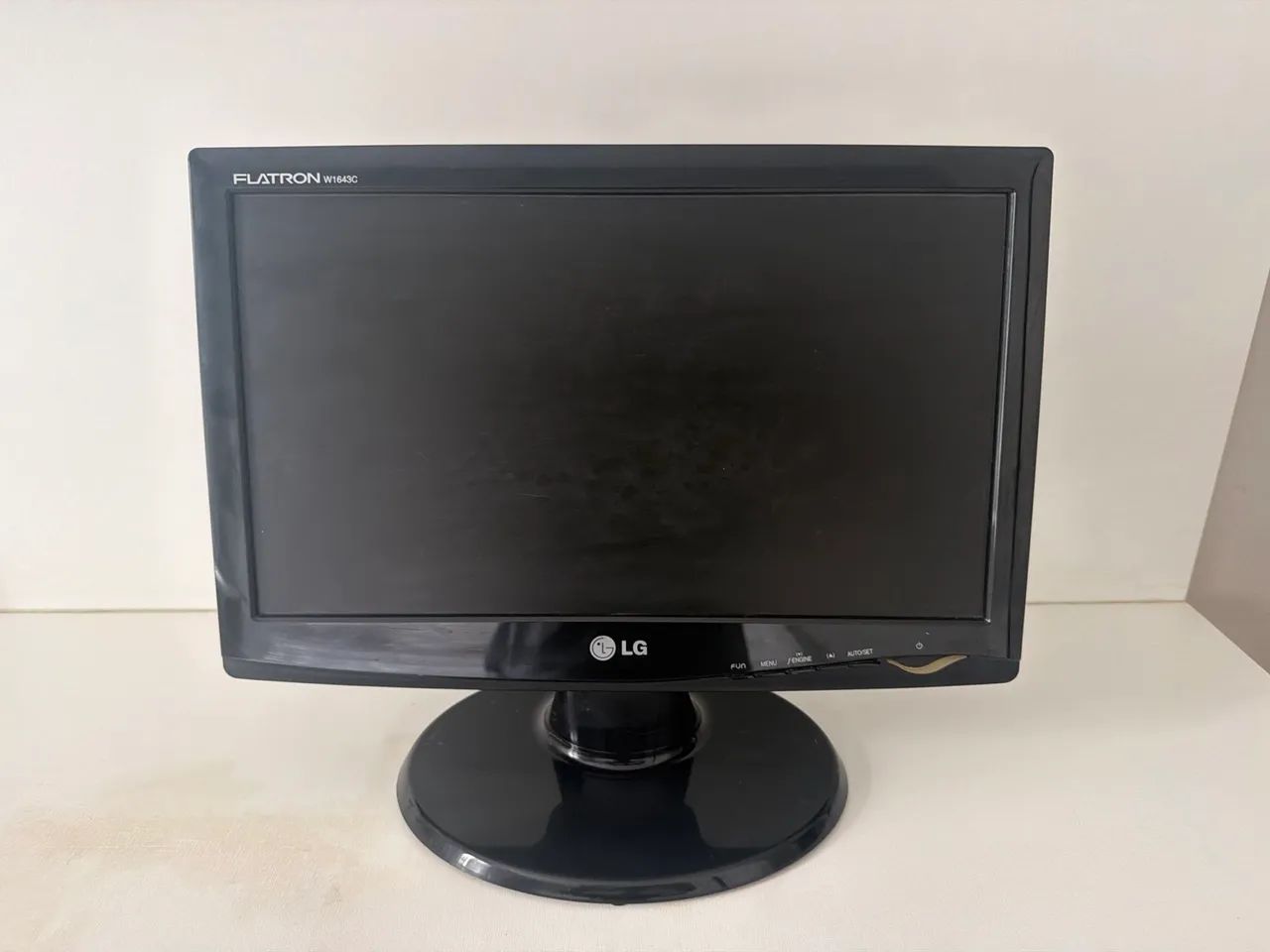Monitor LG Flatron W1643C - 15,6?