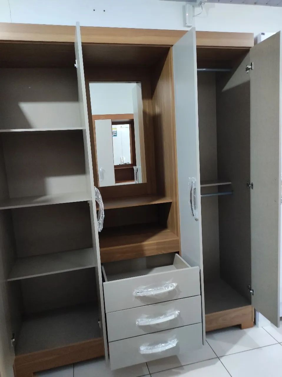 Guarda roupa de casal novo - Foto 3
