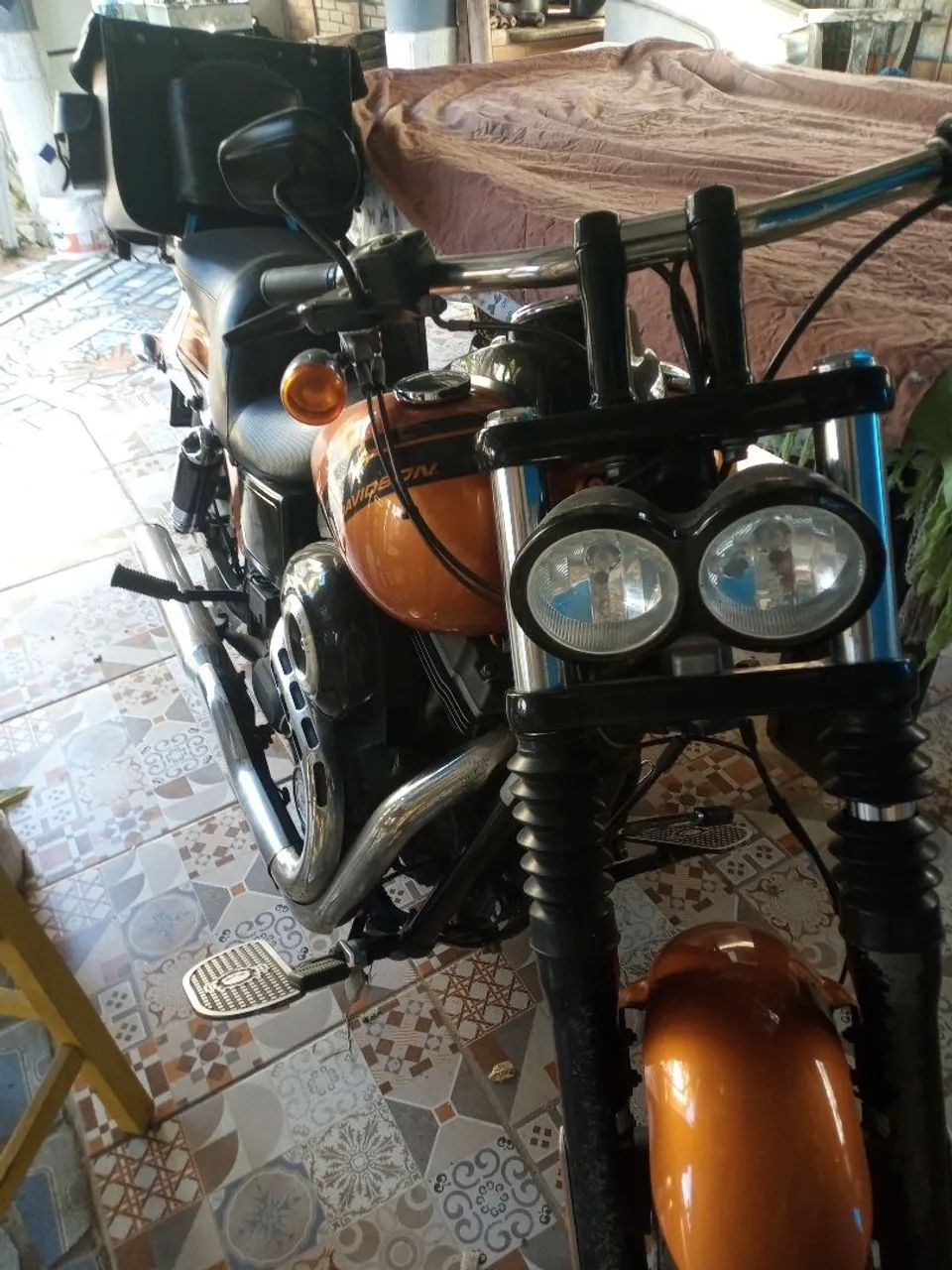 Harley-Davidson Dyna Fat Bob - Foto 3