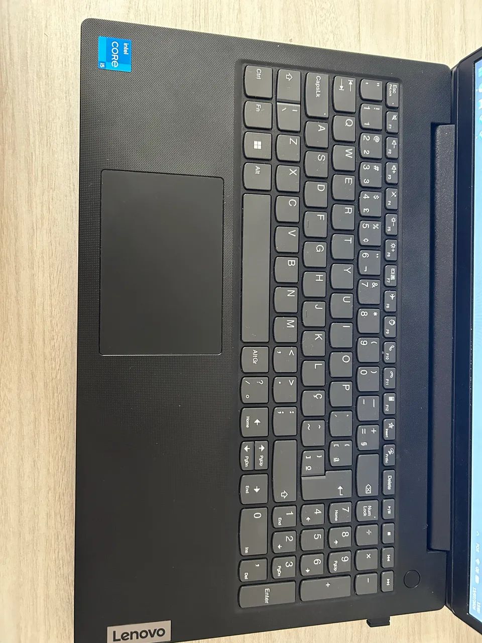 Notebook Lenovo v15 G3 IAP - Foto 4