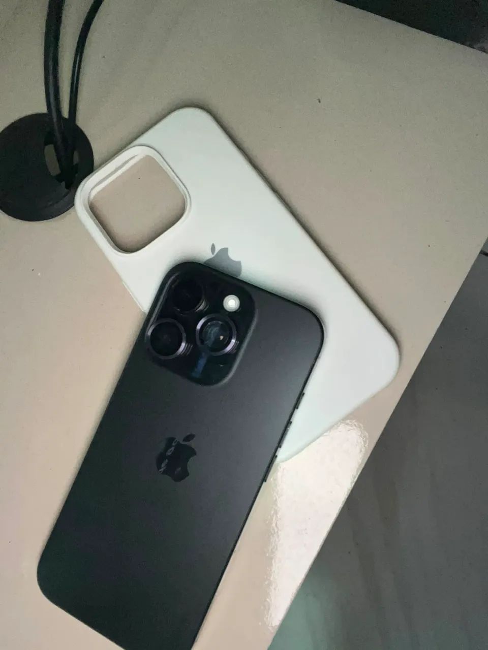 IPHONE 16 PRO - Foto 2