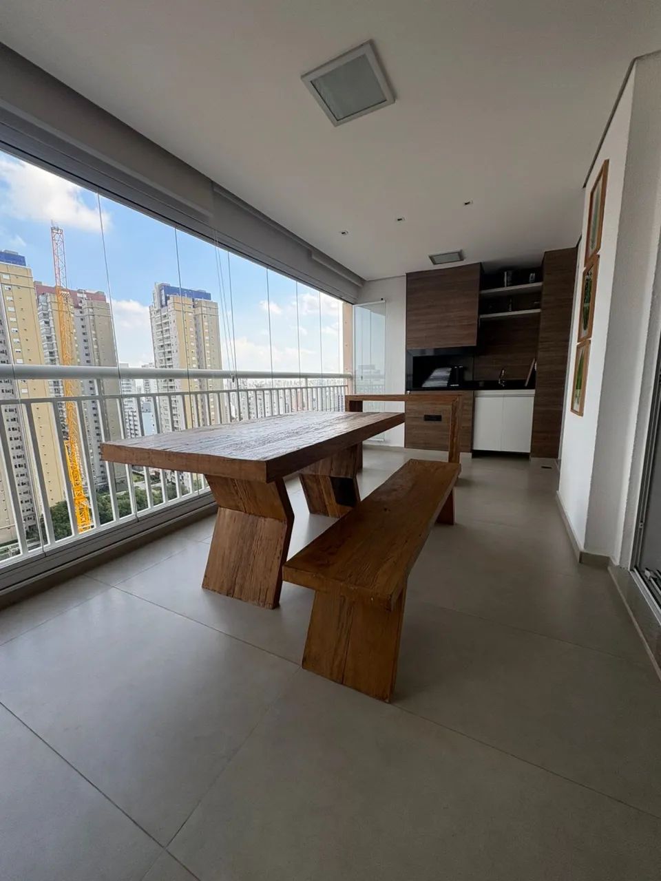 Conjunto Mesa de Madeira , Aparador e banco  - Foto 5