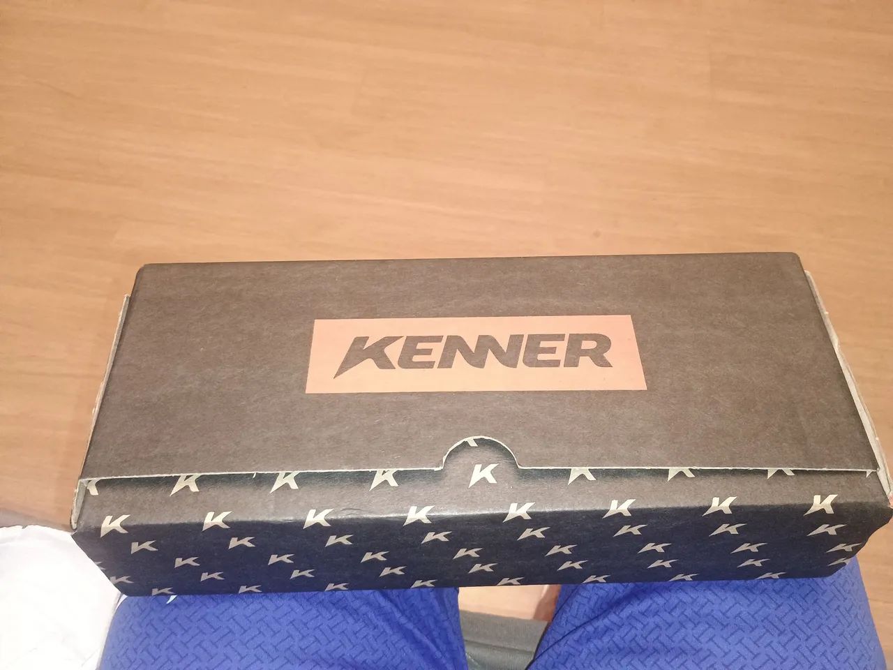 Vendo chinelo Kenner nunca usado na caixa  - Foto 3