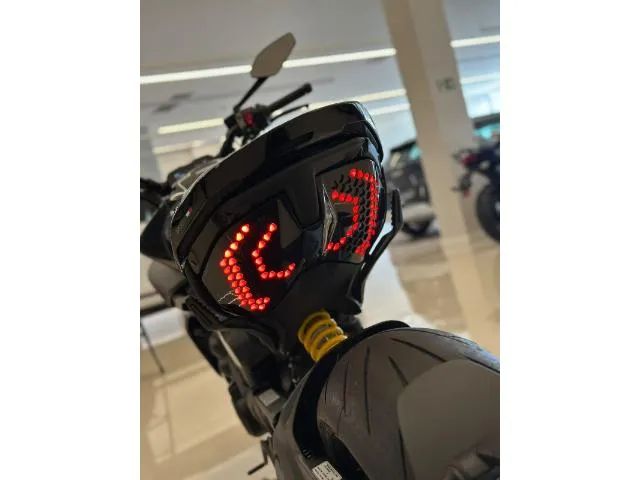 DUCATI DIAVEL V4 - Foto 5