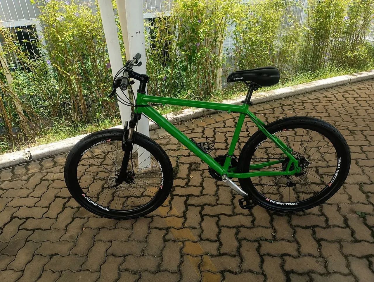 Vende-se BICICLETA ARO 29 - Foto 2