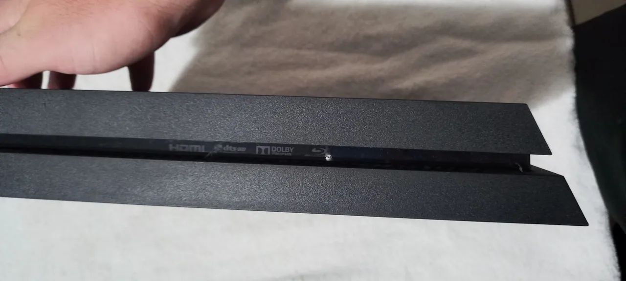 Ps4 semi novo