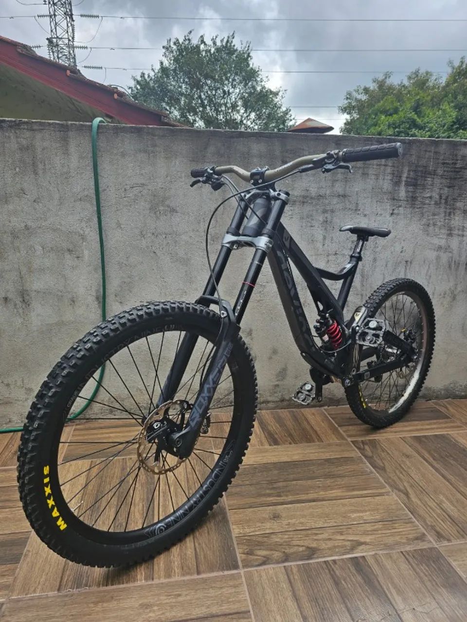 Bicicleta Downhill DEVINCE Wilson 2014 Aro 26 M