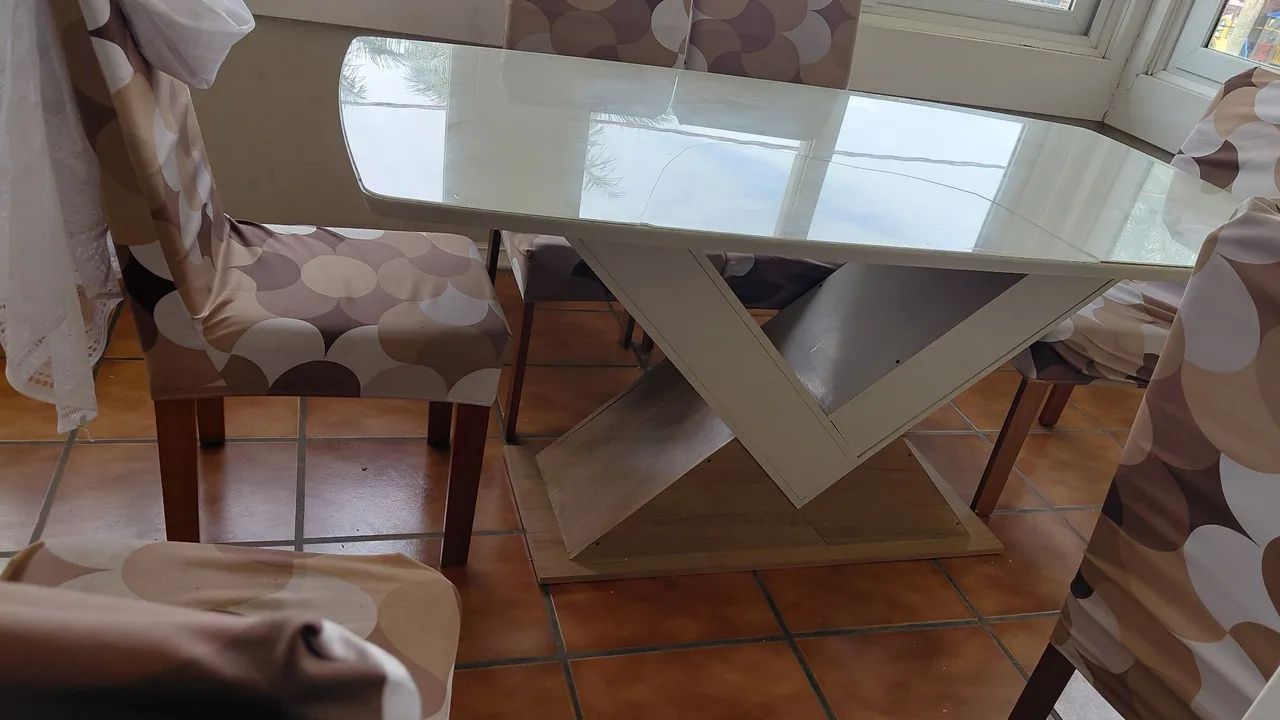 Sofá, mesa, cama e cabeceira  - Foto 4