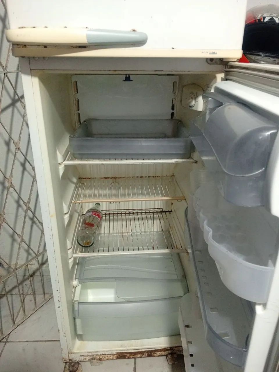 Vendo geladeira - Foto 3