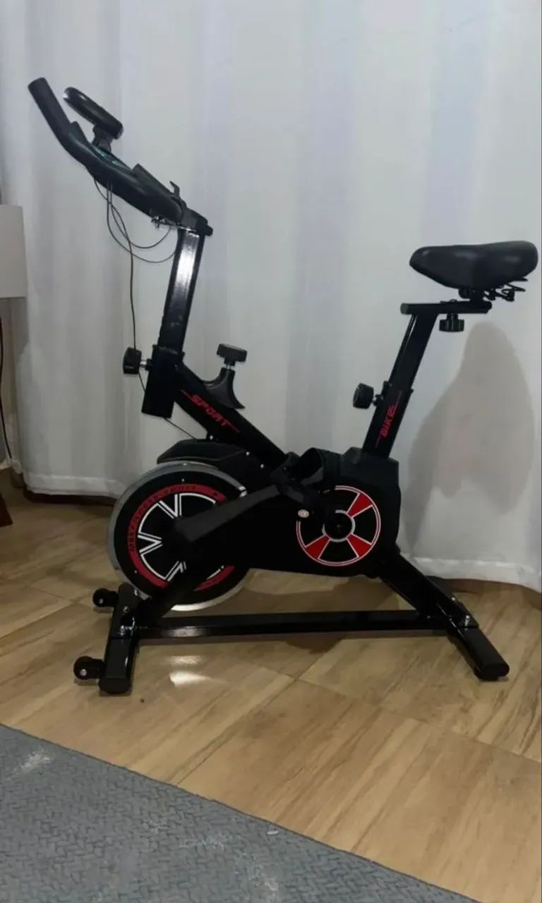 Bicicleta ergométrica, nova.