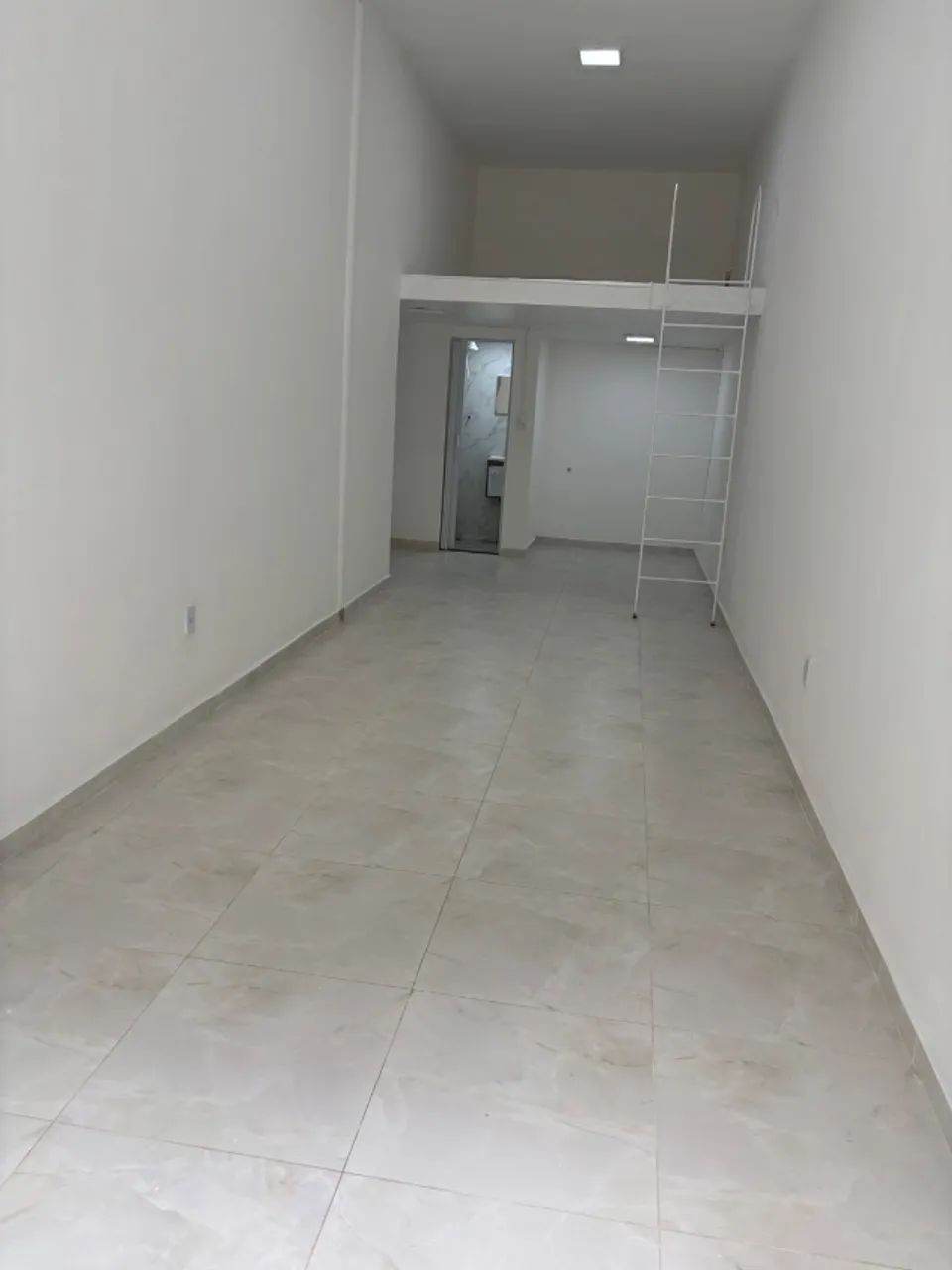 Linda loja com 100 metros quadrados próximo norte shopping  - Foto 5