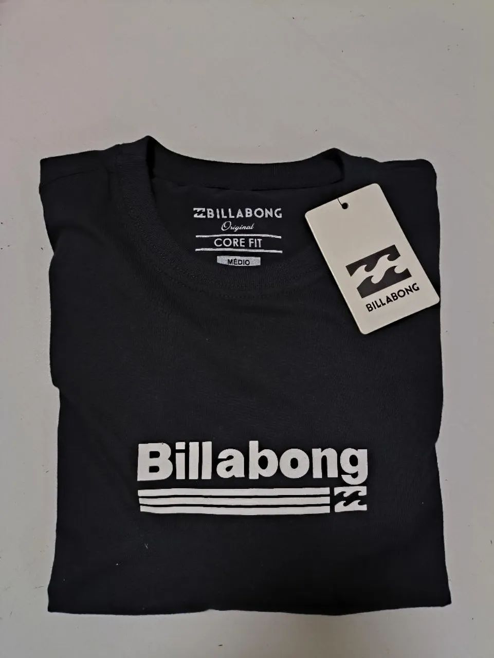 Billabong preta tamanho M  - Foto 3